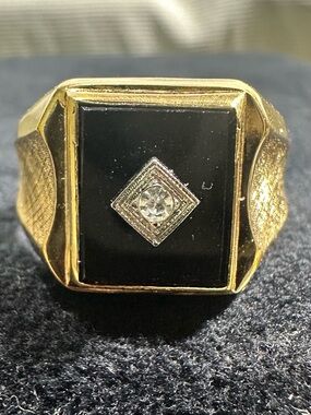 🔥Vtg Men’s 18K H.G.E. Black Onyx & Diamond Ring